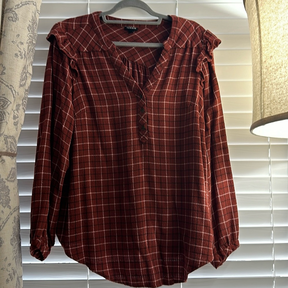 TORRID Size 1 blouse
